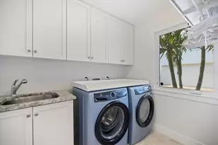 1841 Datura St, Sarasota, FL 34239 - Photo 47