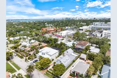 1841 Datura Street, Sarasota, FL 34239 - Photo 3