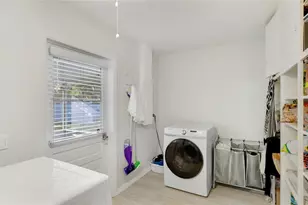 6726 S Lockwood Ridge Rd, Sarasota, FL 34231 - Photo 27