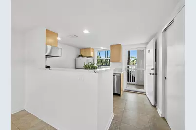5231 Gulf Of Mexico Drive #104, Longboat Key, FL 34228 - Photo 9