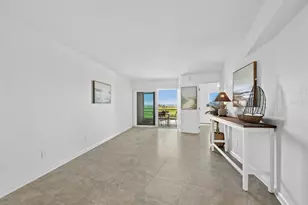 5231 Gulf of Mexico Dr, Longboat Key, FL 34228 - Photo 13