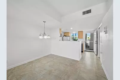 5231 Gulf Of Mexico Drive #104, Longboat Key, FL 34228 - Photo 11