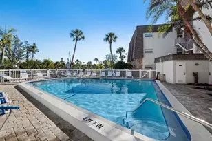 5231 Gulf of Mexico Dr, Longboat Key, FL 34228 - Photo 35