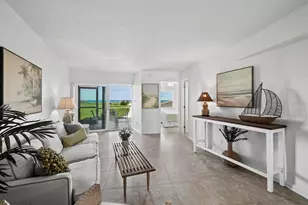 5231 Gulf of Mexico Dr, Longboat Key, FL 34228 - Photo 11