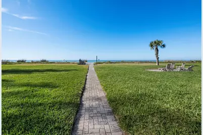 5231 Gulf Of Mexico Drive #104, Longboat Key, FL 34228 - Photo 3