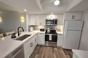 3700 Beneva Rd, Sarasota, FL 34232 - Photo 5