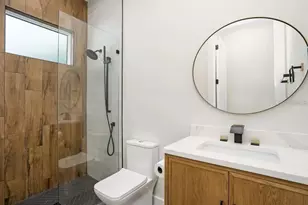 2475 Bay St, Sarasota, FL 34237 - Photo 61