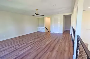 2475 Bay St, Sarasota, FL 34237 - Photo 35