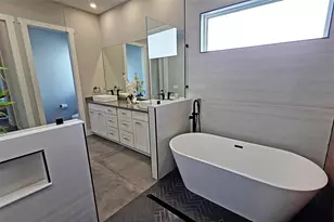 2475 Bay St, Sarasota, FL 34237 - Photo 31