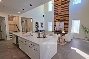 2475 Bay St, Sarasota, FL 34237 - Photo 19