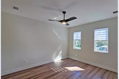 2475 Bay Street, Sarasota, FL 34237 - Photo 47