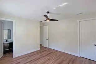 2475 Bay St, Sarasota, FL 34237 - Photo 39