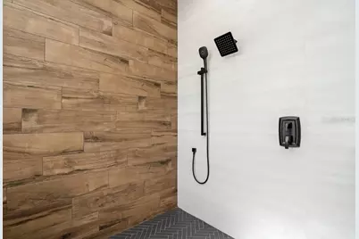 2475 Bay Street, Sarasota, FL 34237 - Photo 29