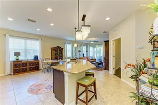 3129 Oriole Dr, Sarasota, FL 34243 - Photo 7