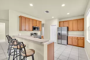 6390 Falcon Lair Dr, North Port, FL 34287 - Photo 5