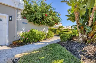 3540 Mistletoe Ln, Longboat Key, FL 34228 - Photo 7