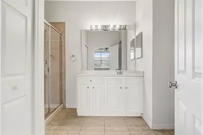 7928 Limestone Lane #19-105, Sarasota, FL 34233 - Photo 27