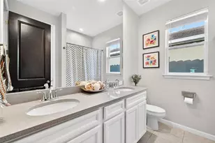 20309 Minuet Pl, Venice, FL 34293 - Photo 23