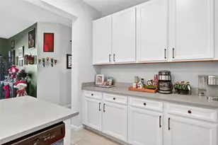 20309 Minuet Pl, Venice, FL 34293 - Photo 11