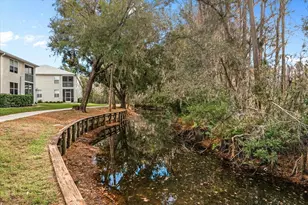 1717 Hammocks Ave, Lutz, FL 33549 - Photo 27