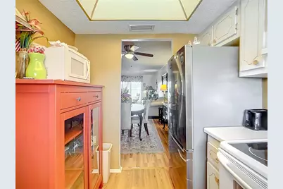 3785 Lake Bayshore Drive #H-405, Bradenton, FL 34205 - Photo 13