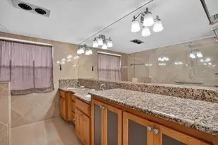 5409 Palm Aire Dr, Sarasota, FL 34243 - Photo 23