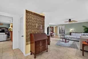 5409 Palm Aire Dr, Sarasota, FL 34243 - Photo 7