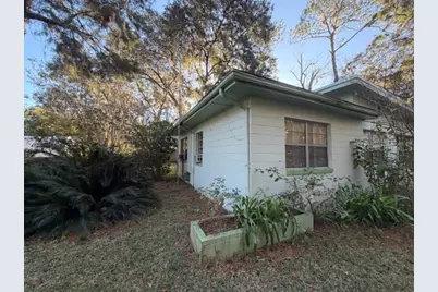 1505 NE 8th Street, Gainesville, FL 32601 - Photo 3