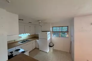 1505 NE 8th St, Gainesville, FL 32601 - Photo 23