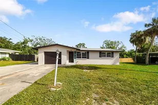 6051 Carlton Ave, Sarasota, FL 34231 - Photo 3