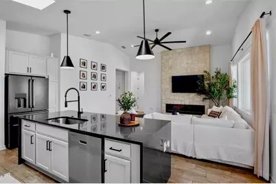 8806 Windlass Cove, Parrish, FL 34219 - Photo 7