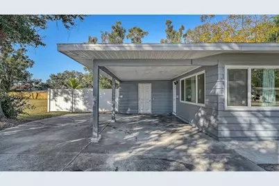 209 Briggs Court, Sarasota, FL 34237 - Photo 3