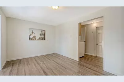 209 Briggs Court, Sarasota, FL 34237 - Photo 29