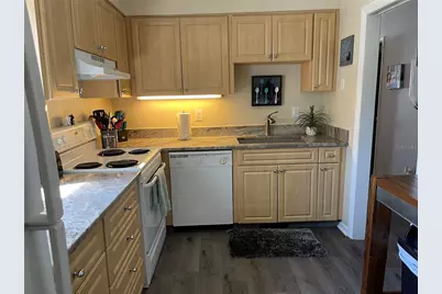 8800 Bardmoor Boulevard #23, Seminole, FL 33777 - Photo 5