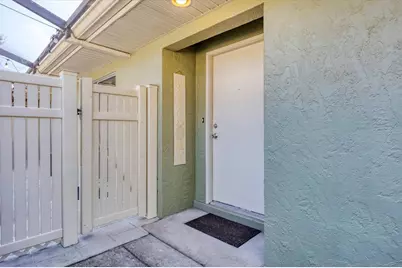 4148 Center Pointe Circle #60A, Sarasota, FL 34233 - Photo 3