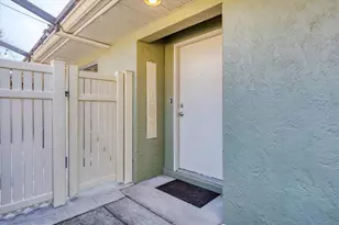 4148 Center Pointe Cir, Sarasota, FL 34233 - Photo 3