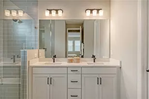 17543 Savory Mist Cir, Bradenton, FL 34211 - Photo 25