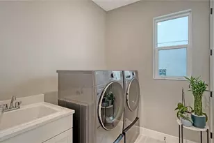 17543 Savory Mist Cir, Bradenton, FL 34211 - Photo 33