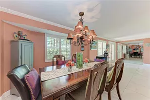 608 Hampshire Ln, Holmes Beach, FL 34217 - Photo 23