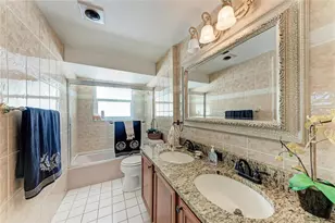 608 Hampshire Ln, Holmes Beach, FL 34217 - Photo 43