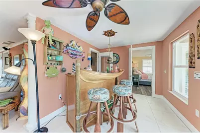 608 Hampshire Lane, Holmes Beach, FL 34217 - Photo 27