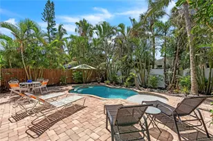 205 Peacock Ln, Holmes Beach, FL 34217 - Photo 19