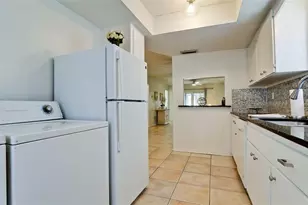 7811 43rd Ave Dr W, Bradenton, FL 34209 - Photo 7