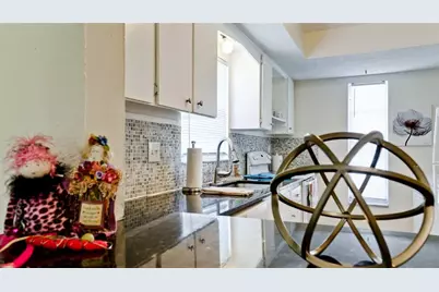 7811 43rd Avenue Drive W #19-A, Bradenton, FL 34209 - Photo 9