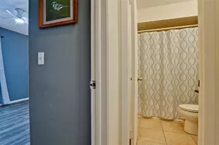 7811 43rd Ave Dr W, Bradenton, FL 34209 - Photo 21