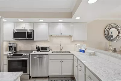 1975 Gulf Of Mexico Drive #G4-309, Longboat Key, FL 34228 - Photo 9