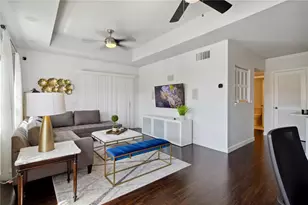 1020 Villagio Cir, Sarasota, FL 34237 - Photo 9