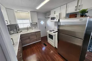 2204 17th St Ct W, Bradenton, FL 34205 - Photo 3