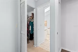 3177 Lake Park Ln, Sarasota, FL 34231 - Photo 17