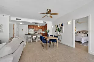 1102 Benjamin Franklin Dr, Sarasota, FL 34236 - Photo 7